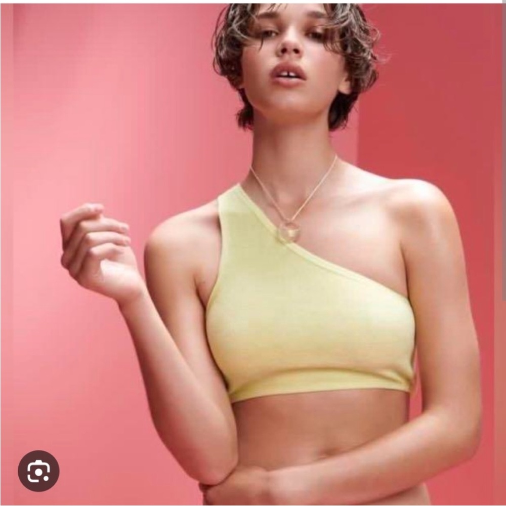 4/$25 Zara terry cloth bralette/crop top